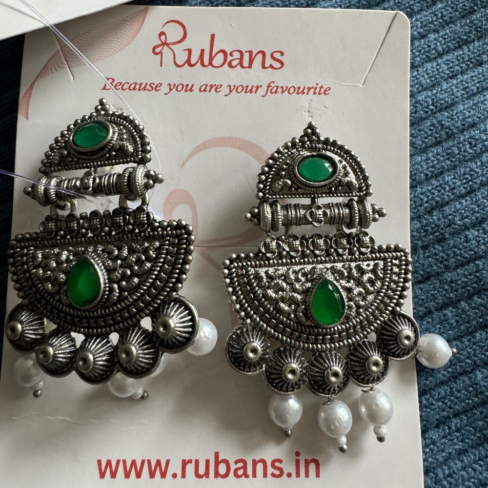 Silver plated Indian ethnic earrings with pearl